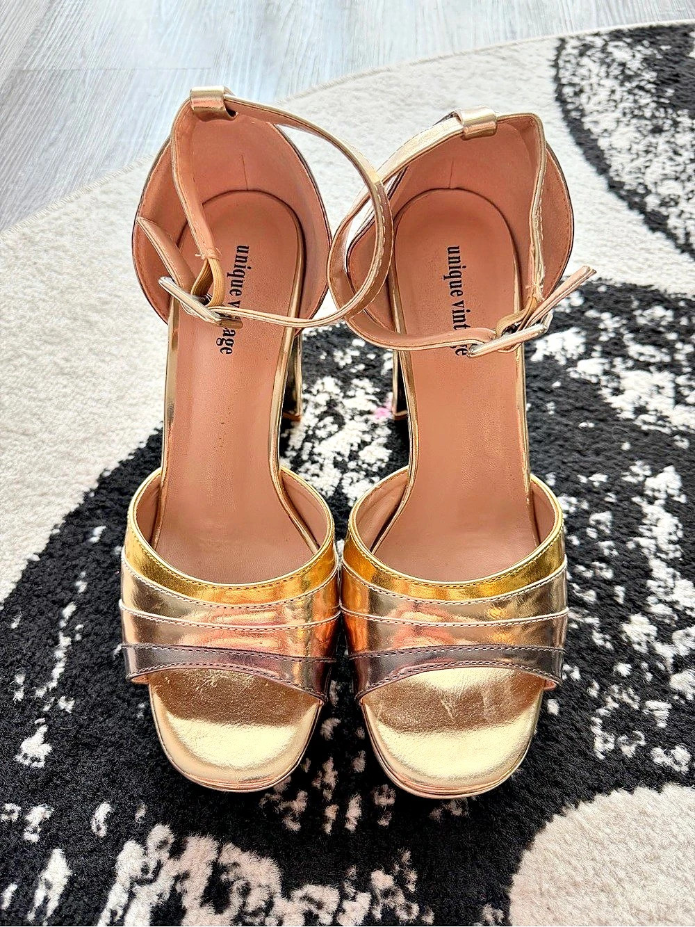 Unique Vintage Metallic Platform Heels in Gold, Silver and Bronze, Women’s Sz 9
